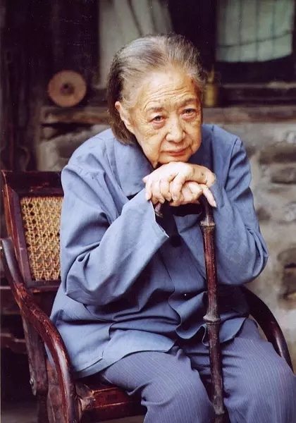 潘虹金鸡奖和百花奖终身成就奖,金鸡奖历届影帝影后潘虹