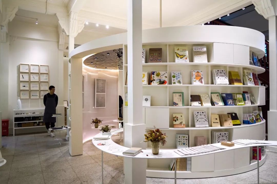 南京玄武湖边还有啥好玩的,玄武湖有什么好玩的