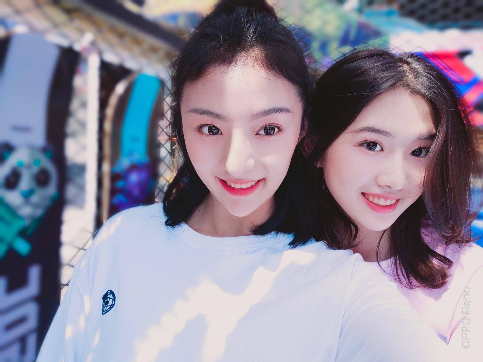 opporeno自拍锐化太厉害,opporeno自拍原相机放大