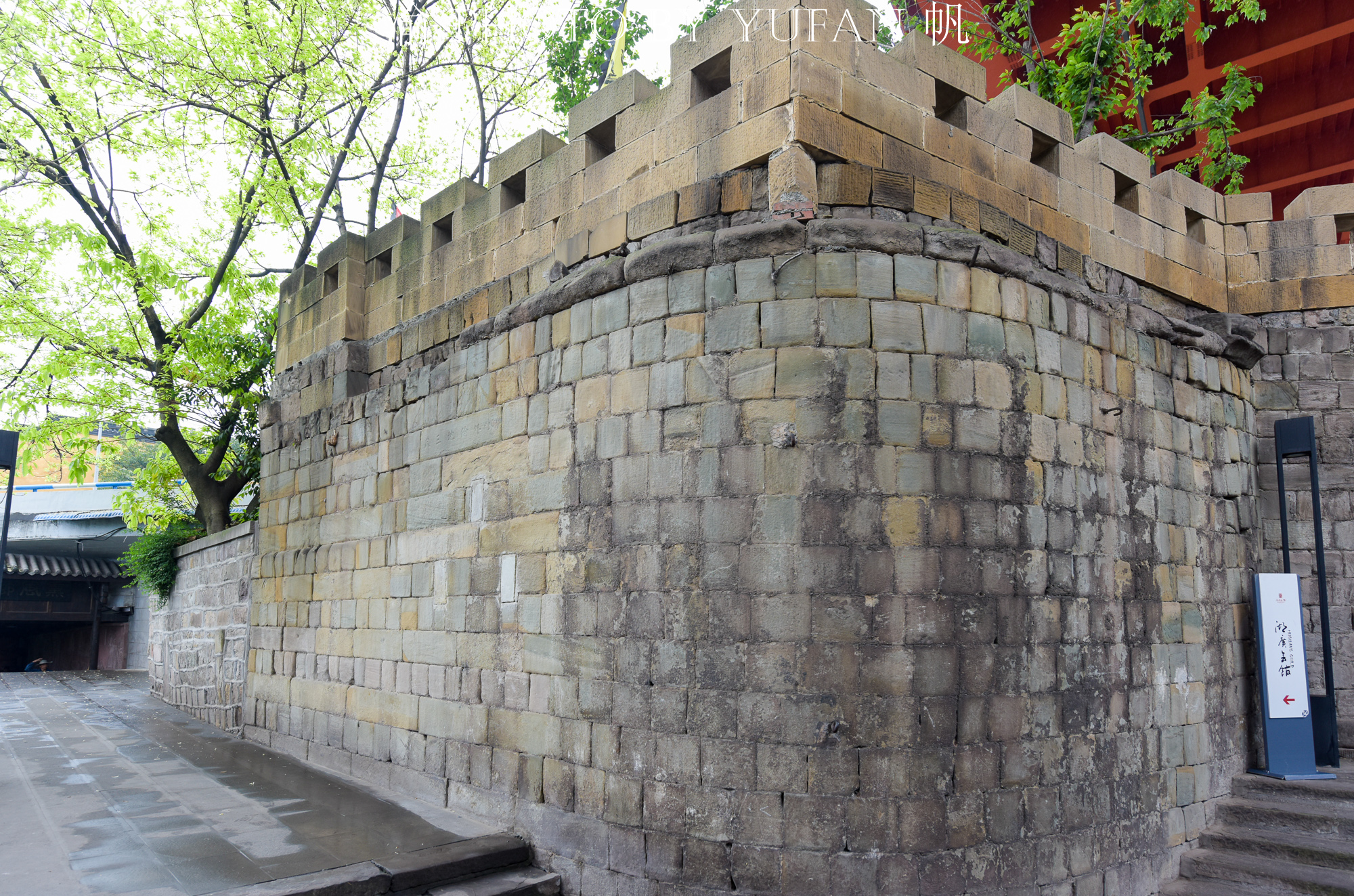 今日重庆朝天门洪崖洞图片,重庆朝天门和洪崖洞哪个好