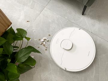 扫地机器人无基站好用吗,扫地机器人无遥控