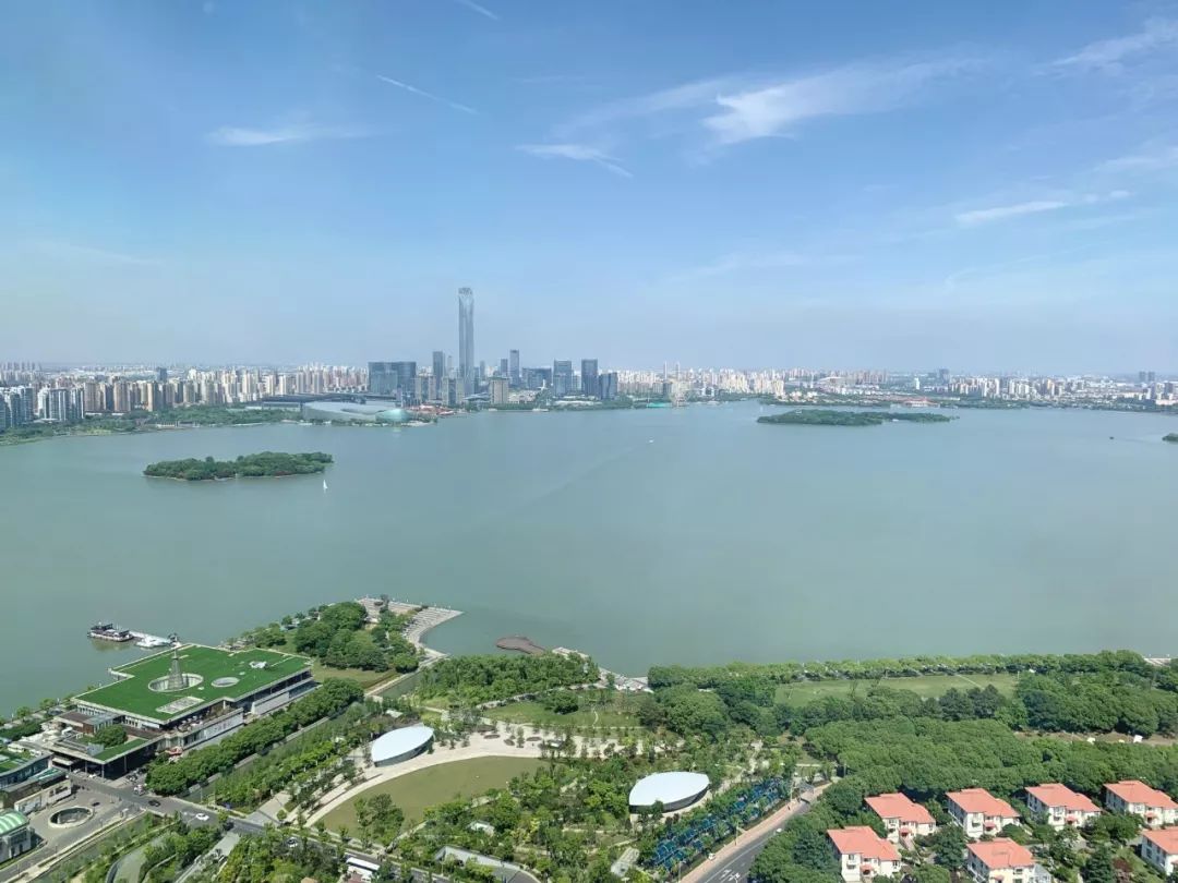 18万一个晚上的酒店什么样,1000多一晚的酒店有什么