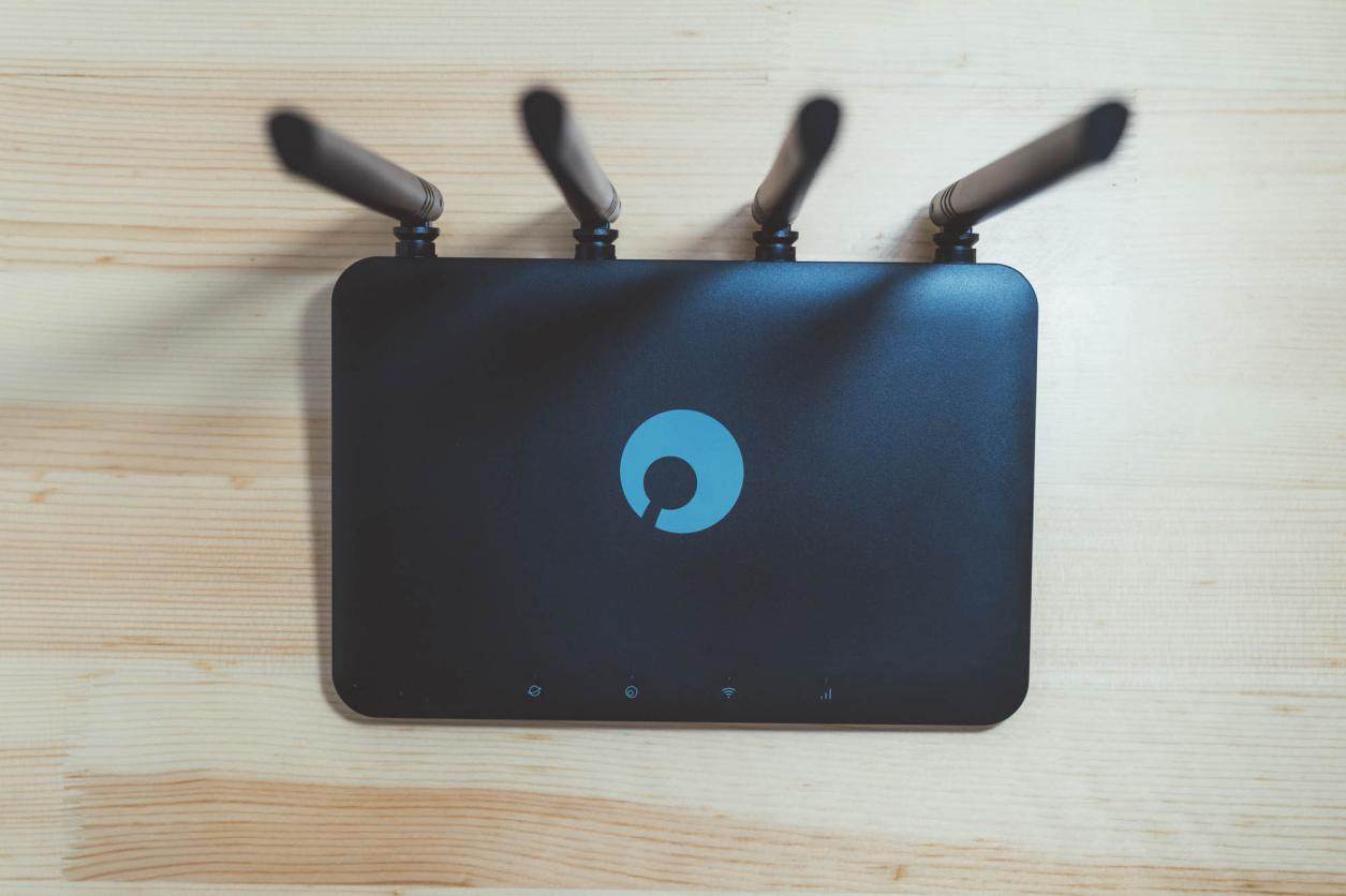 出差酒店wifi信号差怎么办,蒲公英4g路由器怎么设置上网