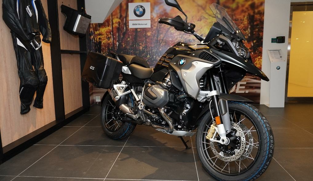 宝马r1250gs探险版能跑多快,宝马r1250gs探险版座高展示