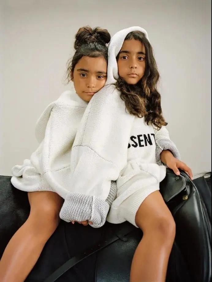 女版GD潮过陈冠希女儿?月入十万萌娃靠穿搭火爆ins