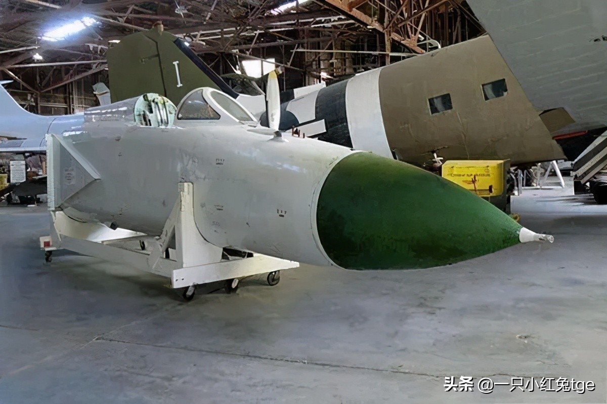 缇庡啗绌哄啗瑁呭澶у叏,閭ｄ簺骞村厰瀛愭悶鍒扮殑瑁呭