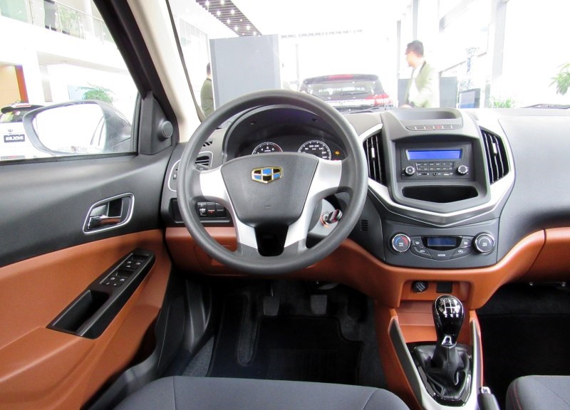 2011年吉利金刚二手车油耗,吉利金刚1.5l百公里油耗是多少