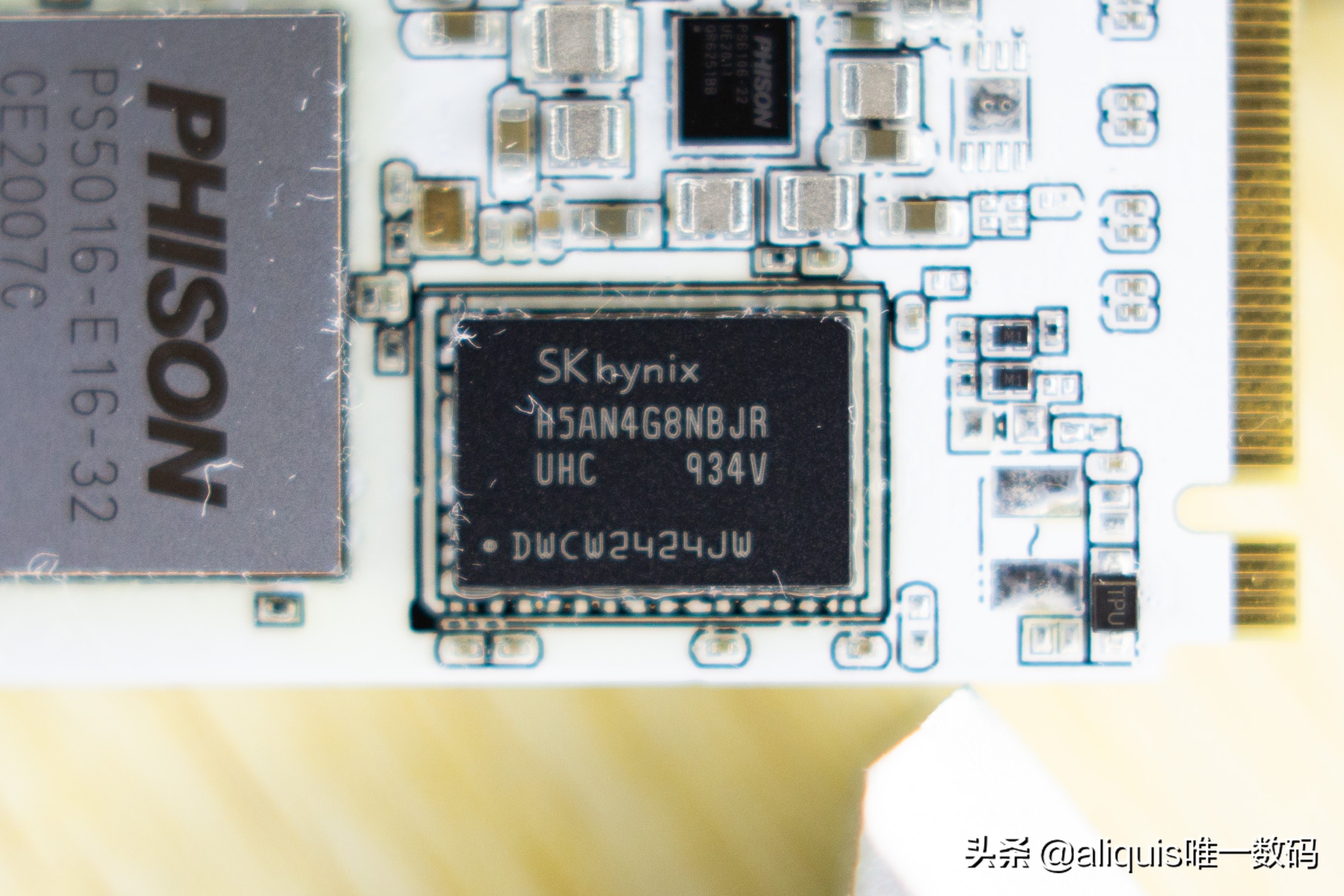 影驰hofpro2tbpcie4.0,影驰pcie4.0固态硬盘如何