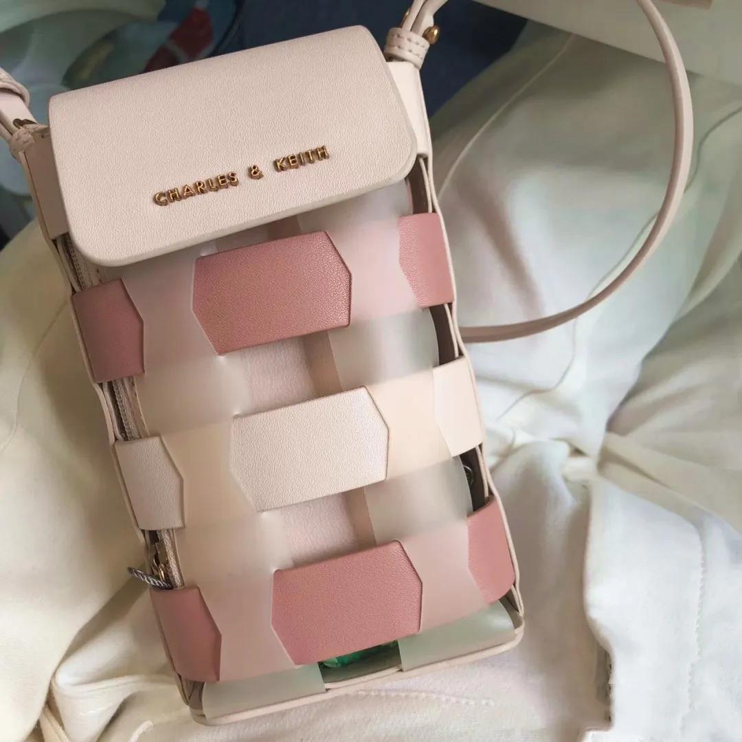 女生都应该有一款小ck,适合男生的小ck