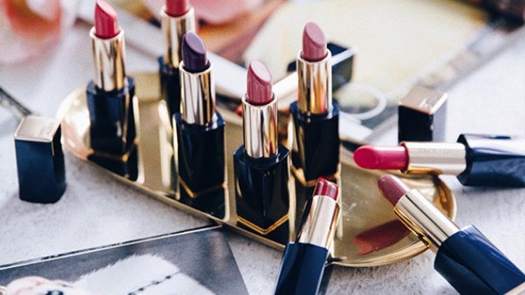 唇色深的怎么选口红,唇色深怎么选口红色号