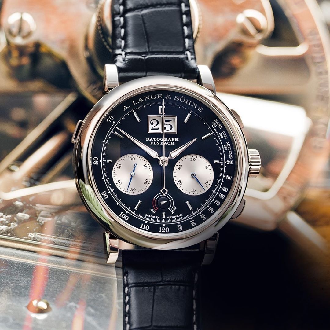 打牌戴表会赢吗,爱赌的人戴什么首饰最好