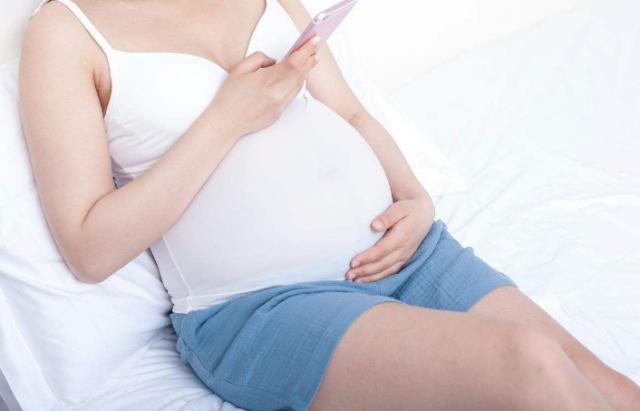 有孕时期，如果孕妈*裤内**有这些“信号”，可能反映了宝宝发育情况
