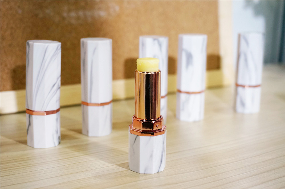 从护肤品到香氛，还有珠宝及水晶石，高颜值的芳香美物了解一下！