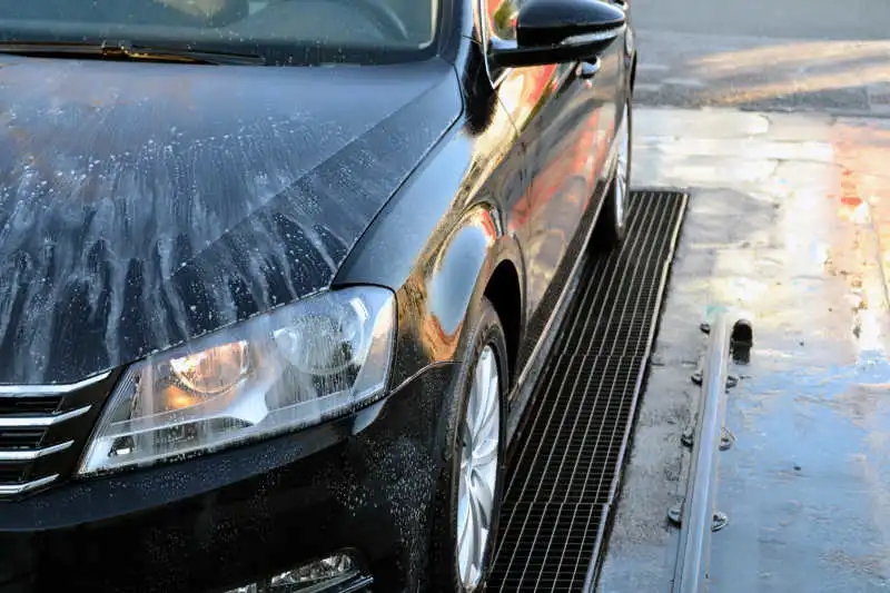 正确的洗车方法及注意事项,洗车必备的常识和技巧有哪些