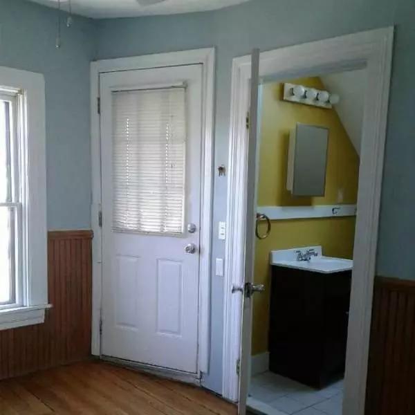 1000万美元在美国买房子,美国1000美元能租到什么样的房子