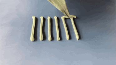 没有裱花袋裱花嘴泡芙奶油怎么挤,奶油裱花嘴怎么自做
