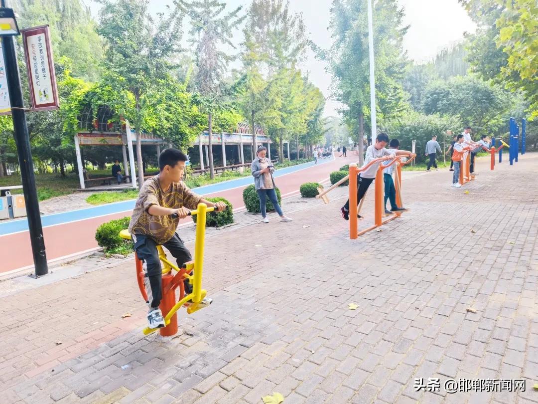 十一不知道该去哪玩莫慌,十一假期不知道去哪里玩文案