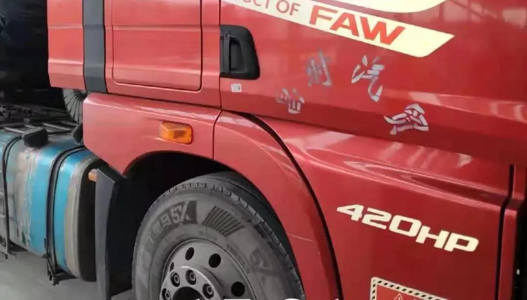 市场热卖！卡友们表示，跑的更远，选千里马轮胎