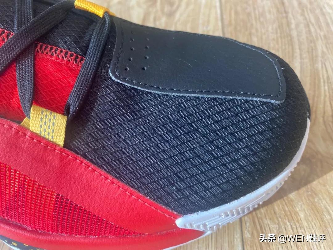 灵感来自《火影忍者》的球星签名鞋？500元体验阿迪最强科技