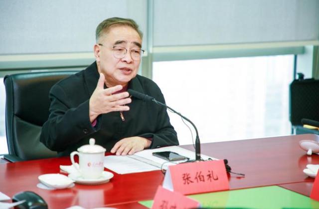 40岁以上女性每日一片叶酸,37岁每天吃一片叶酸有什么副作用