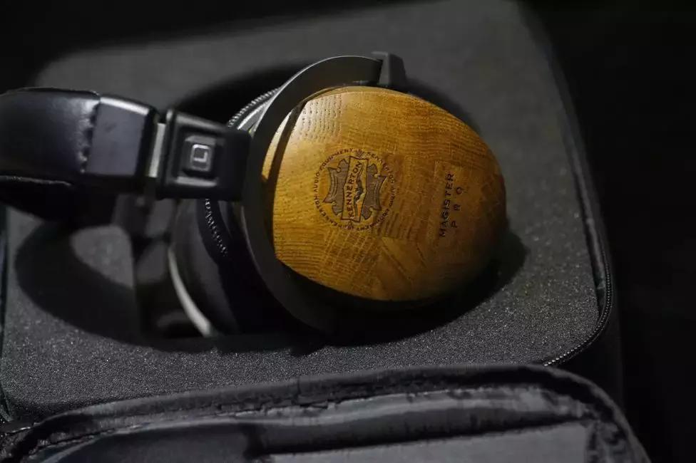 焕开箱丨又一俄罗斯风格可直推大耳—KennertonMagisterPro开箱