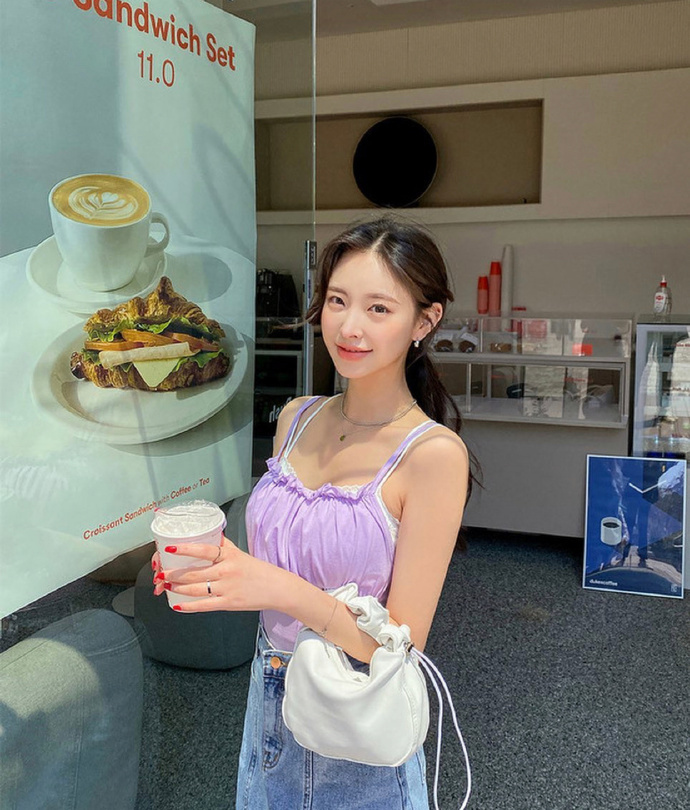 韩国女生必备的穿搭单品,韩国小姐姐们的秋冬穿搭秘诀