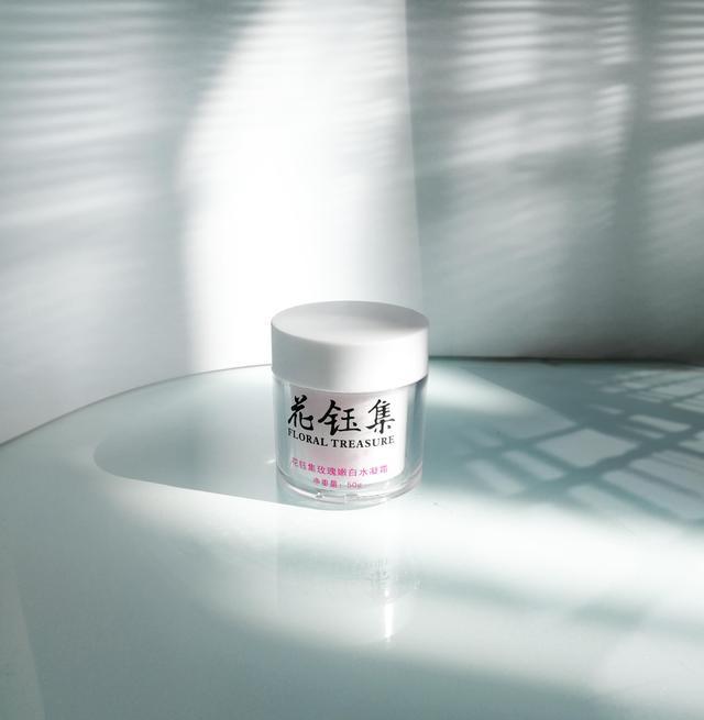 面霜推荐：这些面霜深层保湿修复不黏腻，让肌肤恢复弹润白皙