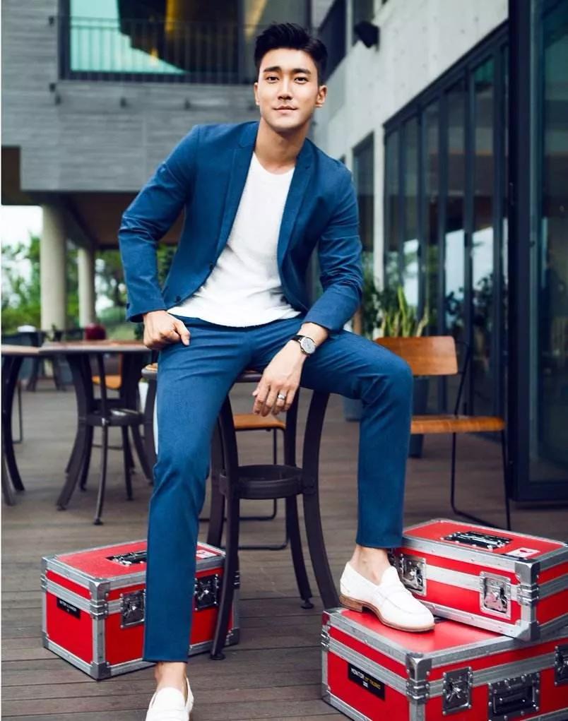 陈伟霆近期恋情,陈伟霆跟国际超模合照