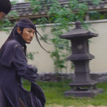 新版射雕英雄传柯镇恶戴墨镜,柯镇恶和欧阳锋视频