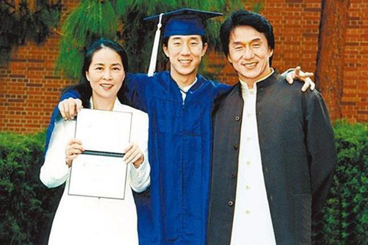 莫文蔚经历了哪些事,莫文蔚风波