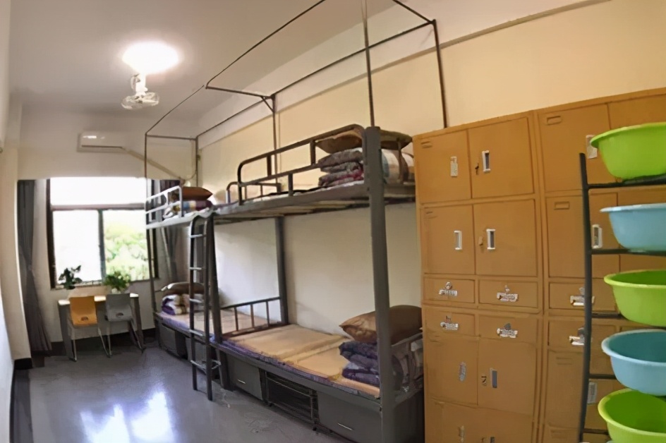 杭州高中是走读还是住校,温州哪个学校宿舍最好