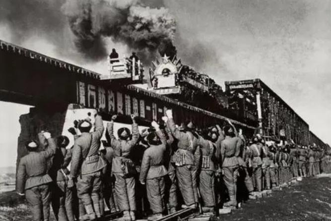 1985年百万大裁军,铁道兵领导不服,*小平邓**回应:头头不通调头头