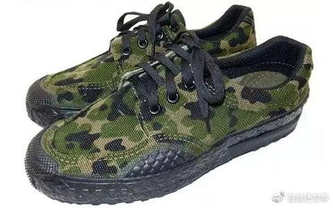 哪位战友穿过三款以上军鞋？赠护鞋神器，附真假军鞋鉴别法