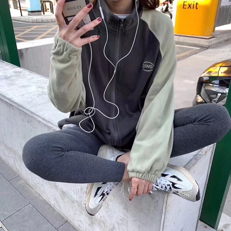 早春的第一件休闲外套,必须要有“棒球服”的身影