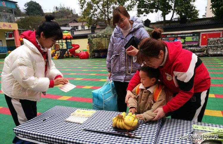 红苹果幼儿园开学,红太阳幼儿园开学第一天
