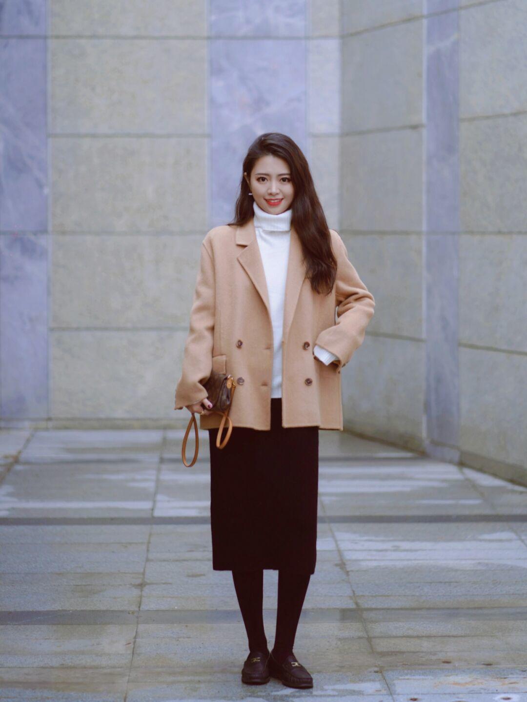 驼色羊绒大衣最佳颜色,驼色大衣推荐什么年纪