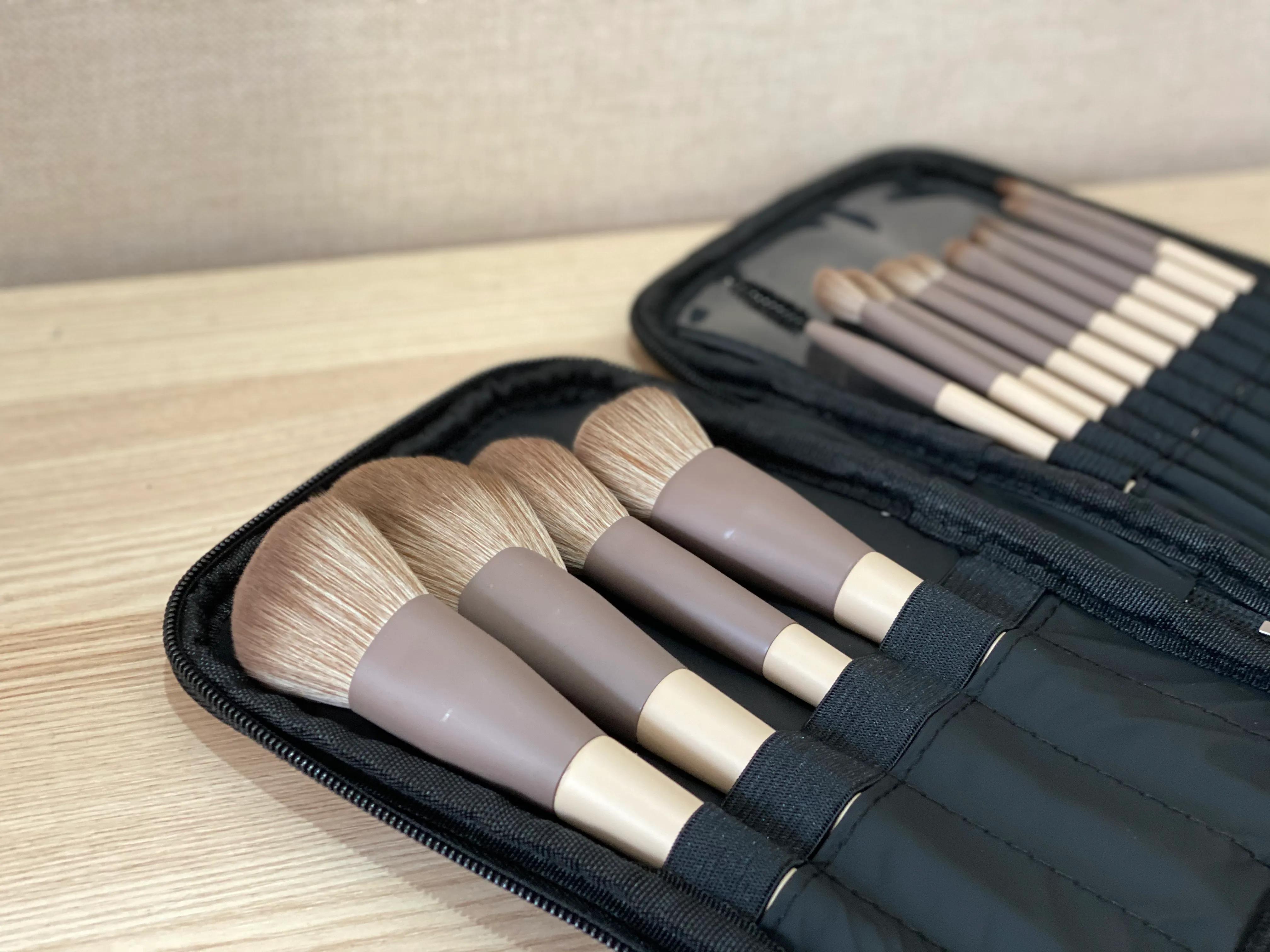 单支白色化妆刷,便携小平价定制初学者化妆刷