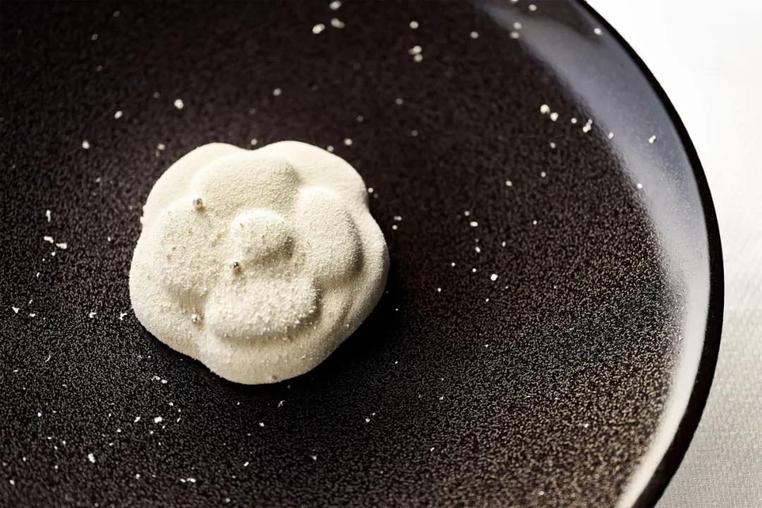 把那个LV包子给我来两个！