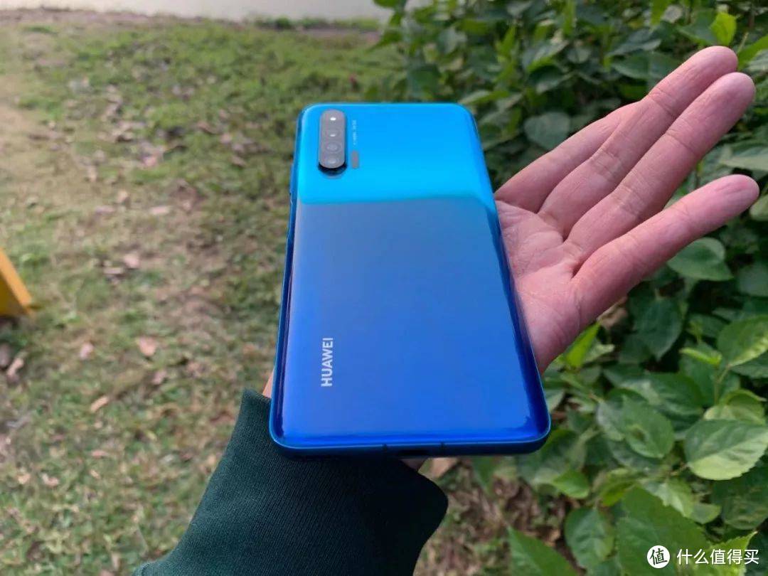 2021年618之后，闲鱼最香的千元鸿蒙手机：华为NOVA64G
