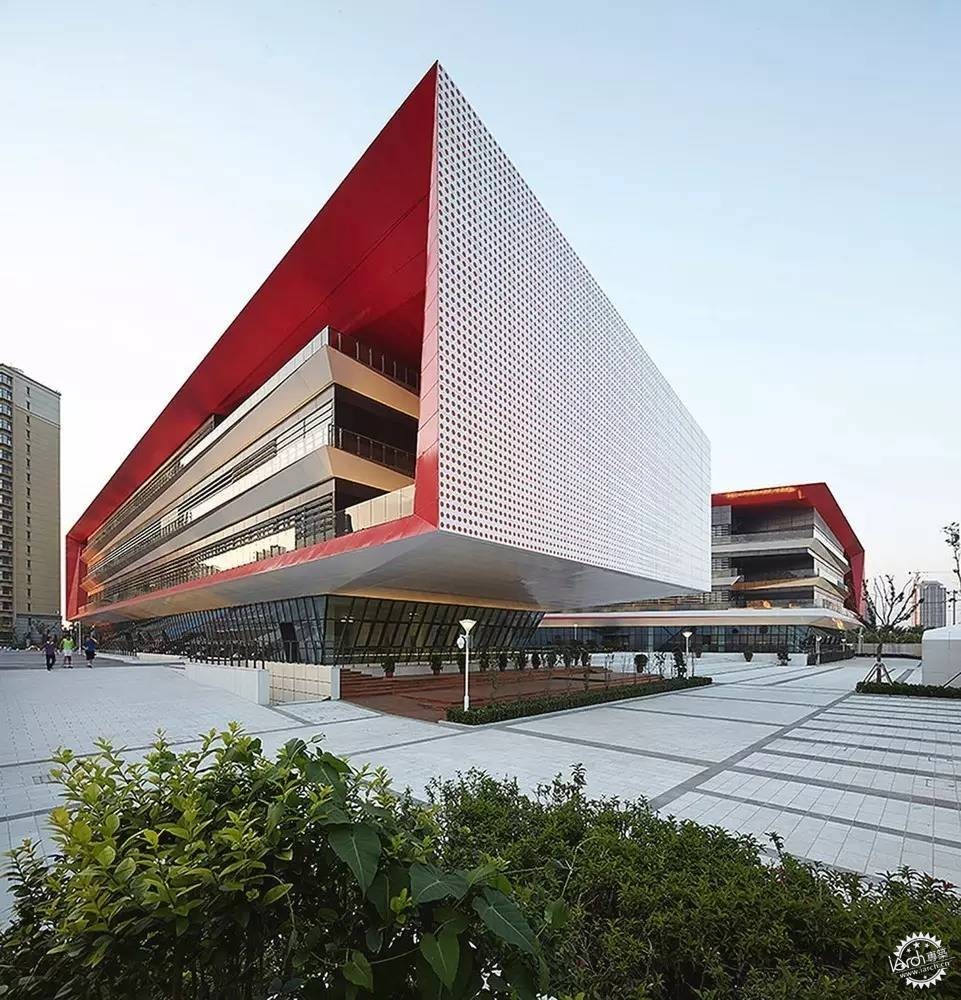 中国十大最美学校你都知道哪一些,中国最美八大中学