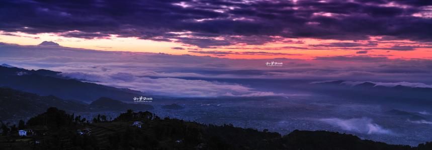 在尼泊尔100人民币能干什么 (尼泊尔的养老待遇)