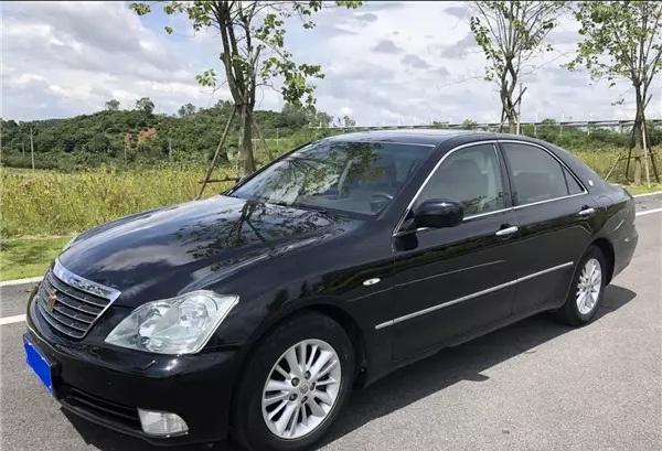 丰田皇冠陆放免费保养包括什么,2017年丰田皇冠保养归零