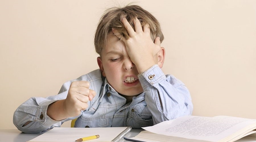 原来孩子读写经常跳行、漏字并非因为粗心马虎,而是眼睛惹的祸