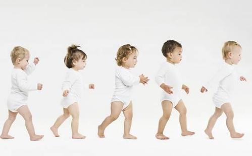 怎么判断宝宝腿型是否正常,宝宝腿型什么时候干预