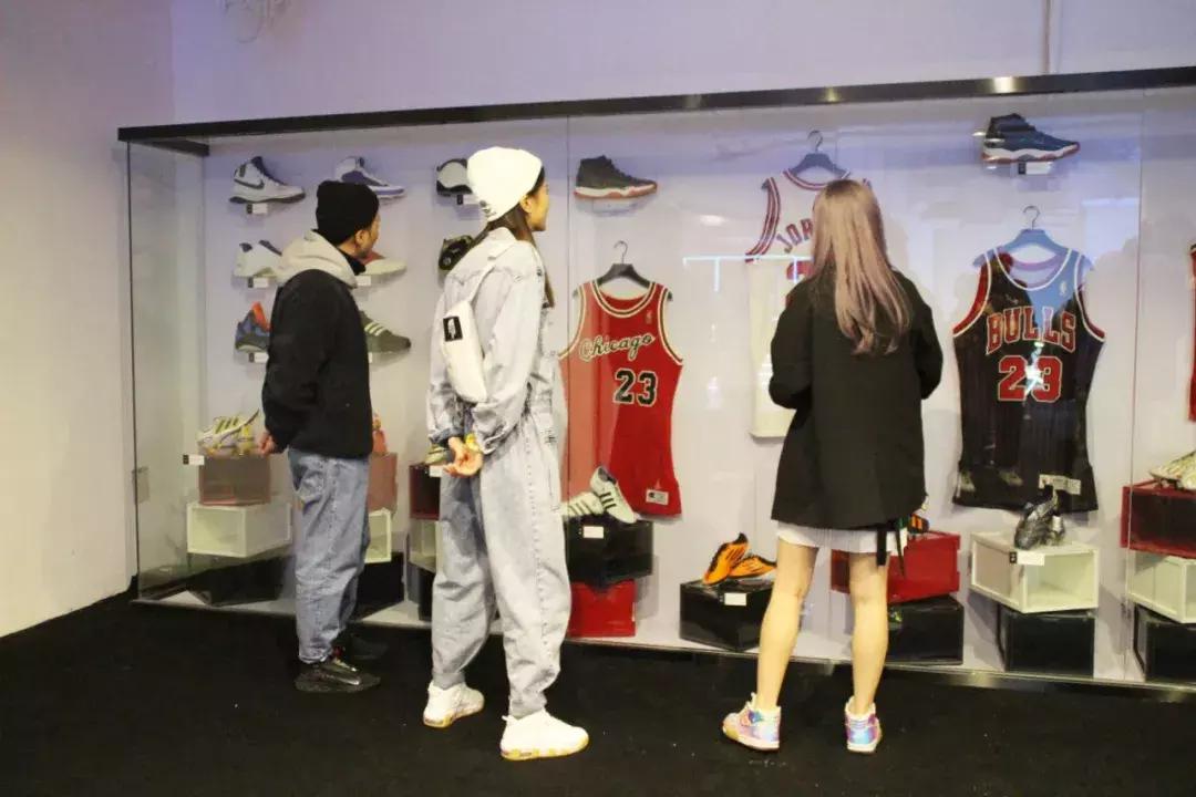 最火爆球鞋,500元以下的高颜值球鞋