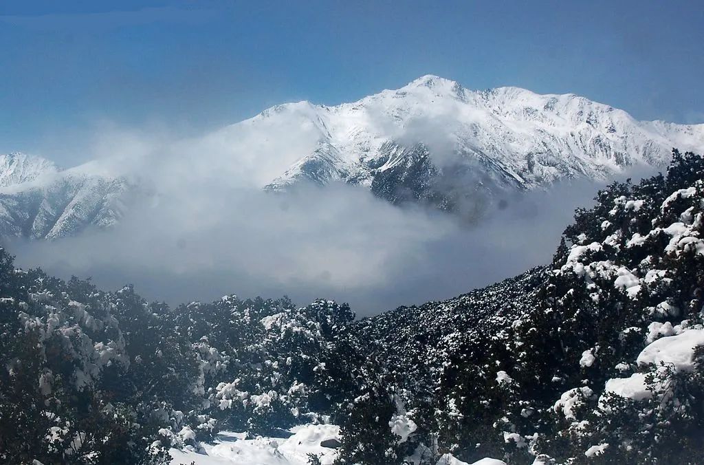 海螺沟秋季风景,川西海螺沟旅游风景照片