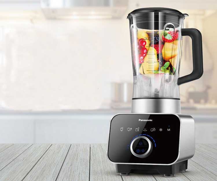 一杯丰富均衡的营养果汁,一杯新鲜果汁补充一天营养