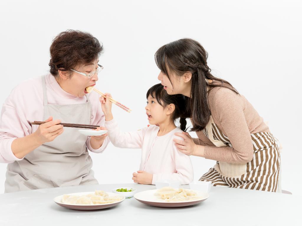 长辈太溺爱孩子父母怎么解决,长辈溺爱最好的解决方法