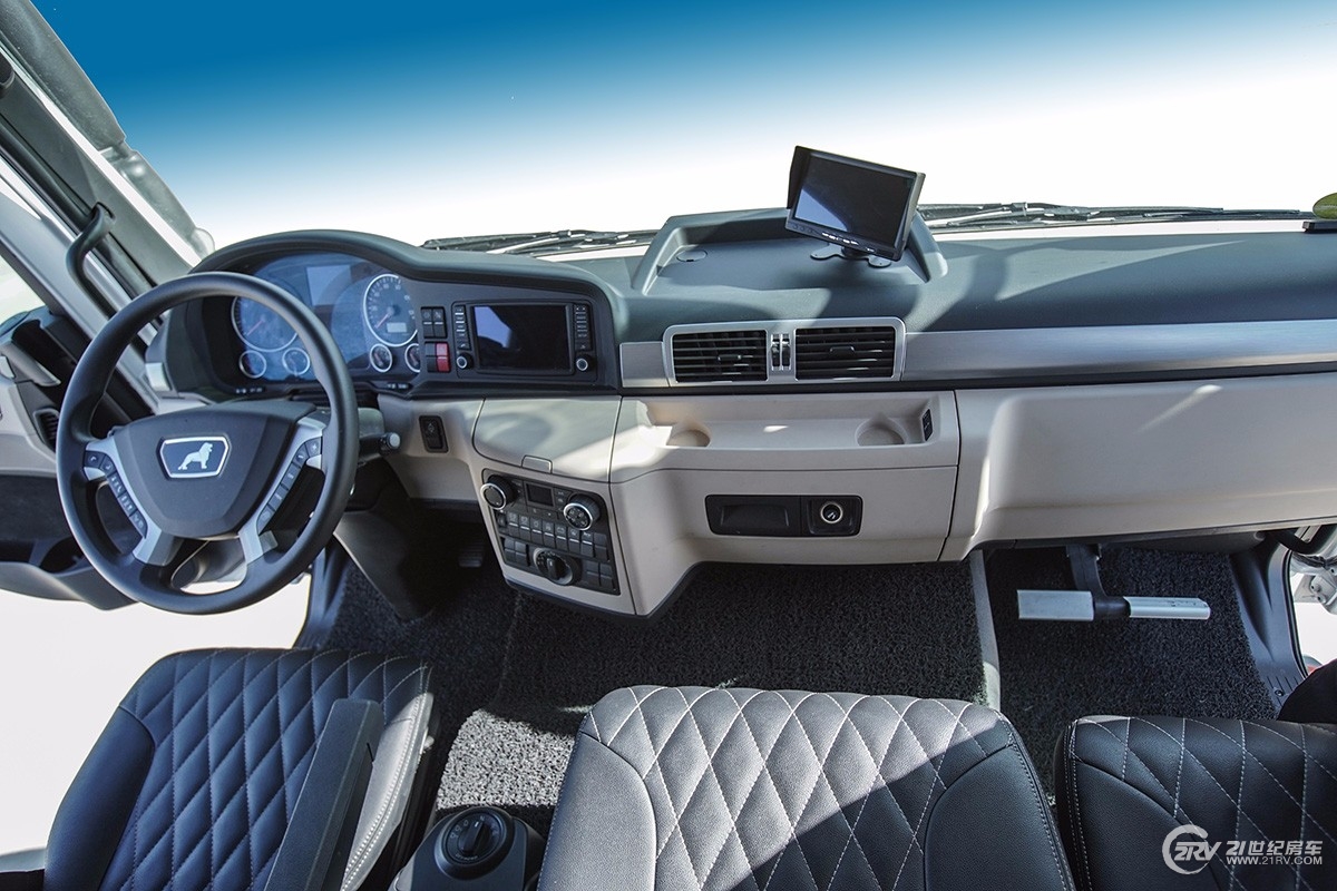 最适合中国的豪华越野概念房车,超硬核房车
