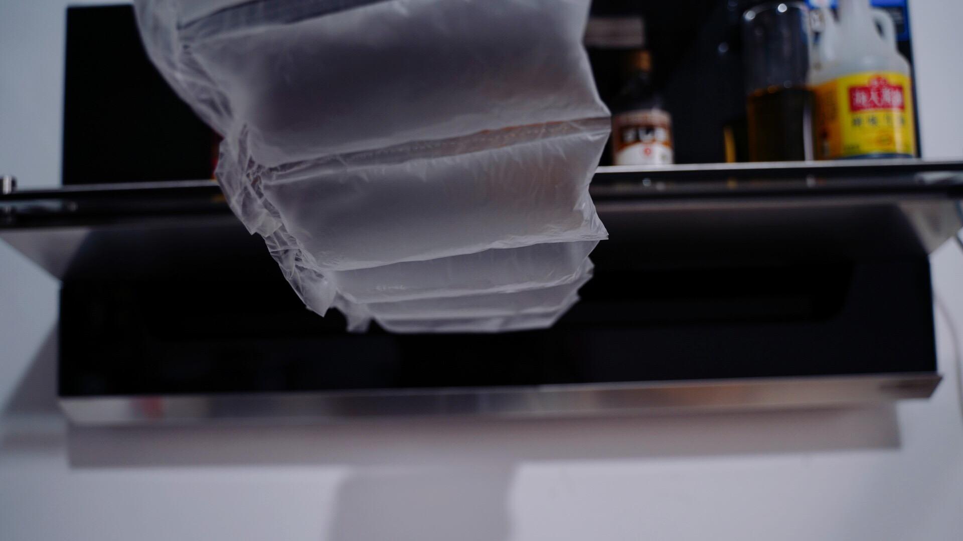 隐藏式油烟机和普通对比,封闭式油烟机好吗